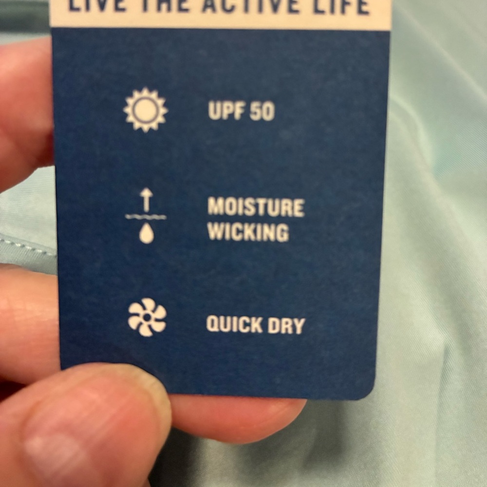 NWT Tommy Bahamas Everyday Active 2 Pc Golf Set. V -Neck Skort Skirt W Top - Picture 2 of 13